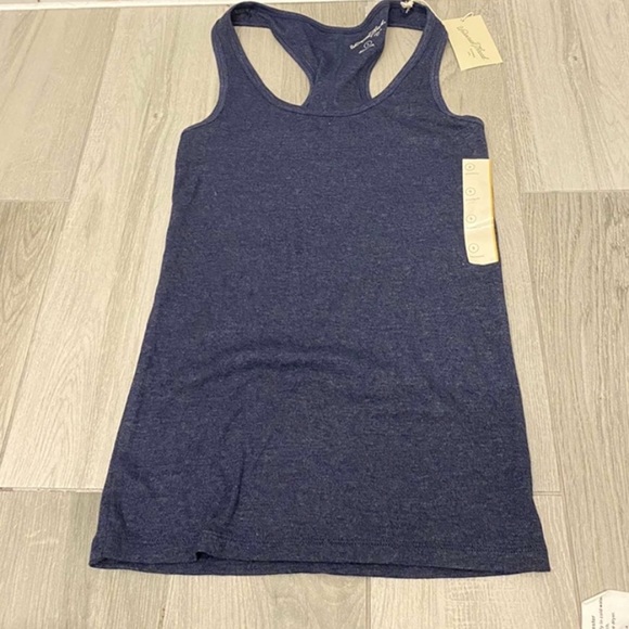 Halter tank - Picture 1 of 2